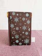 Spring clasp Pouch - Snowflakes (Brown)