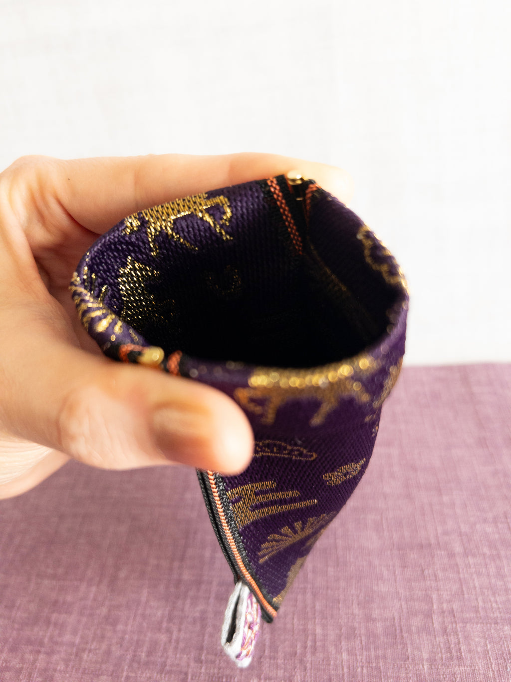Spring clasp Pouch - Year of the Horse (Purple)
