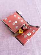 Flap Pouch - Cat paws