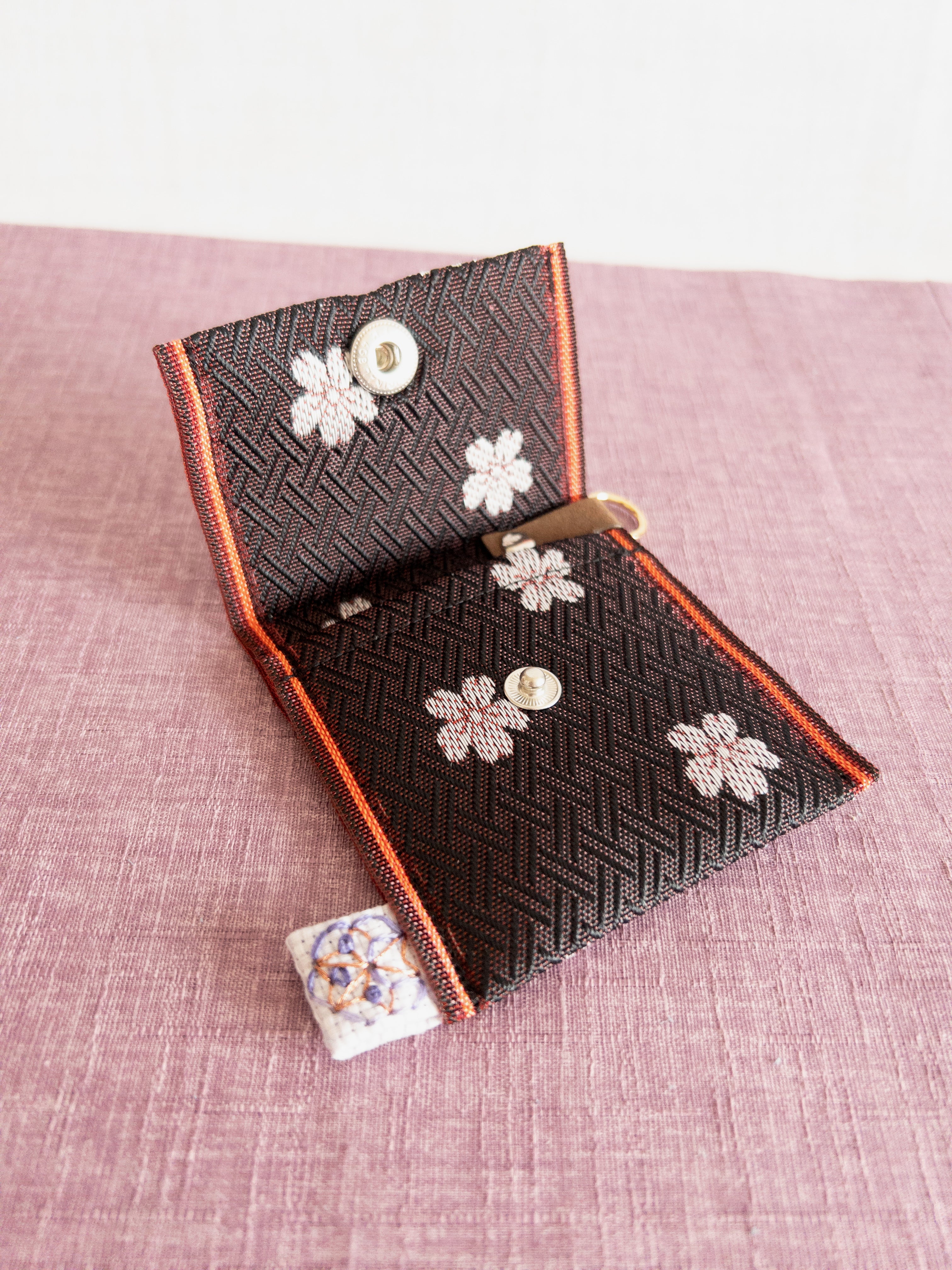 Flap Pouch - Sakura