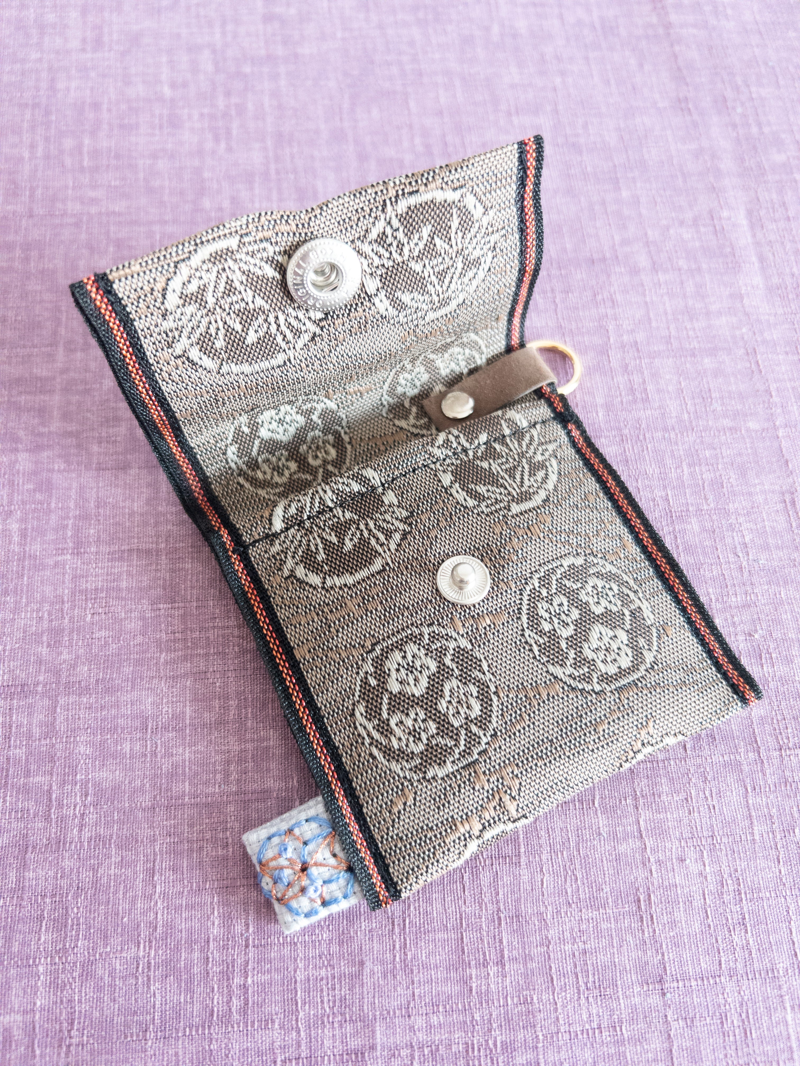 Flap Pouch - Japanese Crests