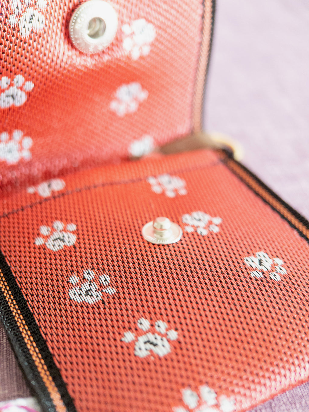 Flap Pouch - Cat paws