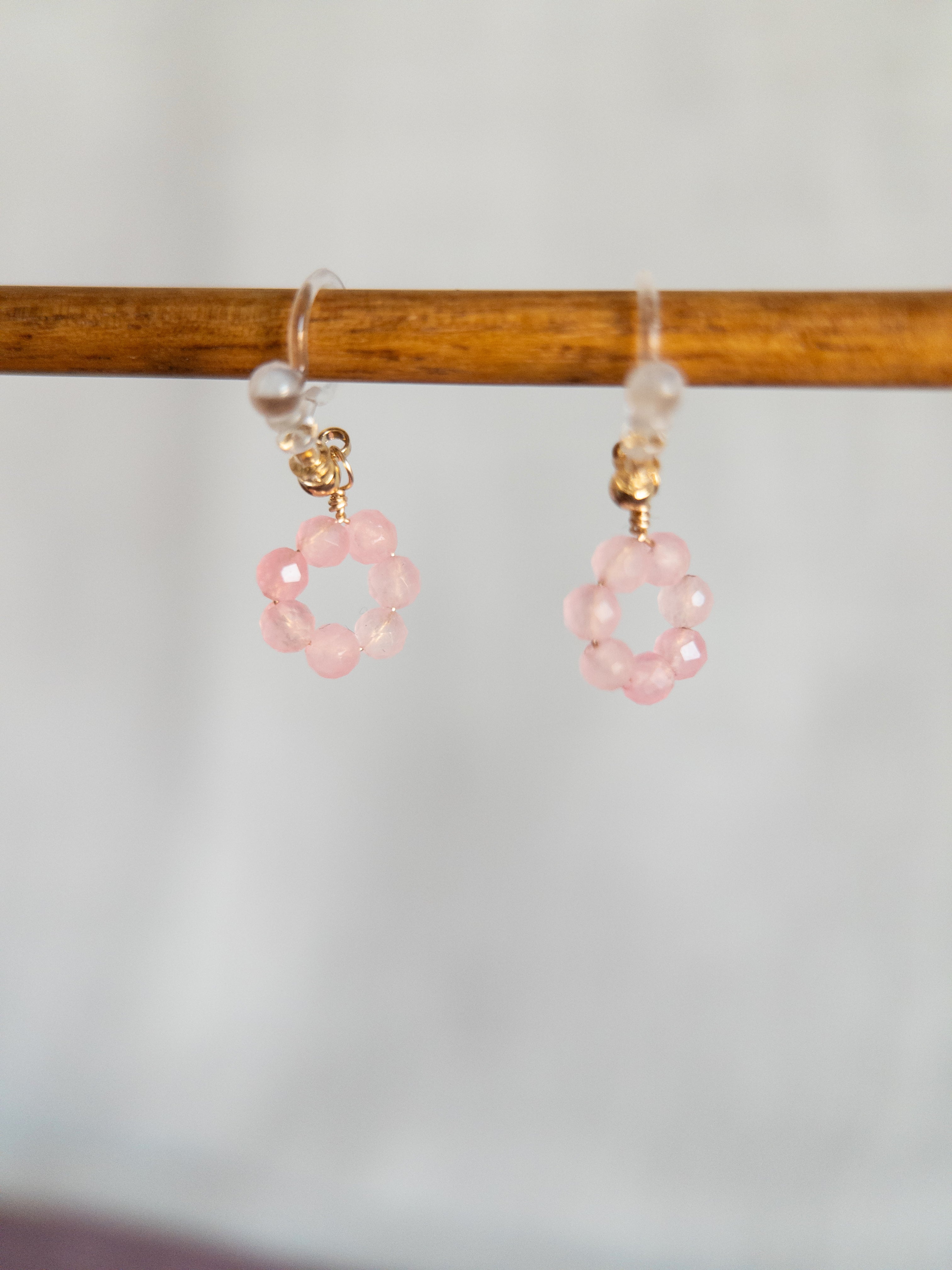 Clip-on Earrings - 1 Flower