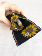 Flap Pouch - Sunflower