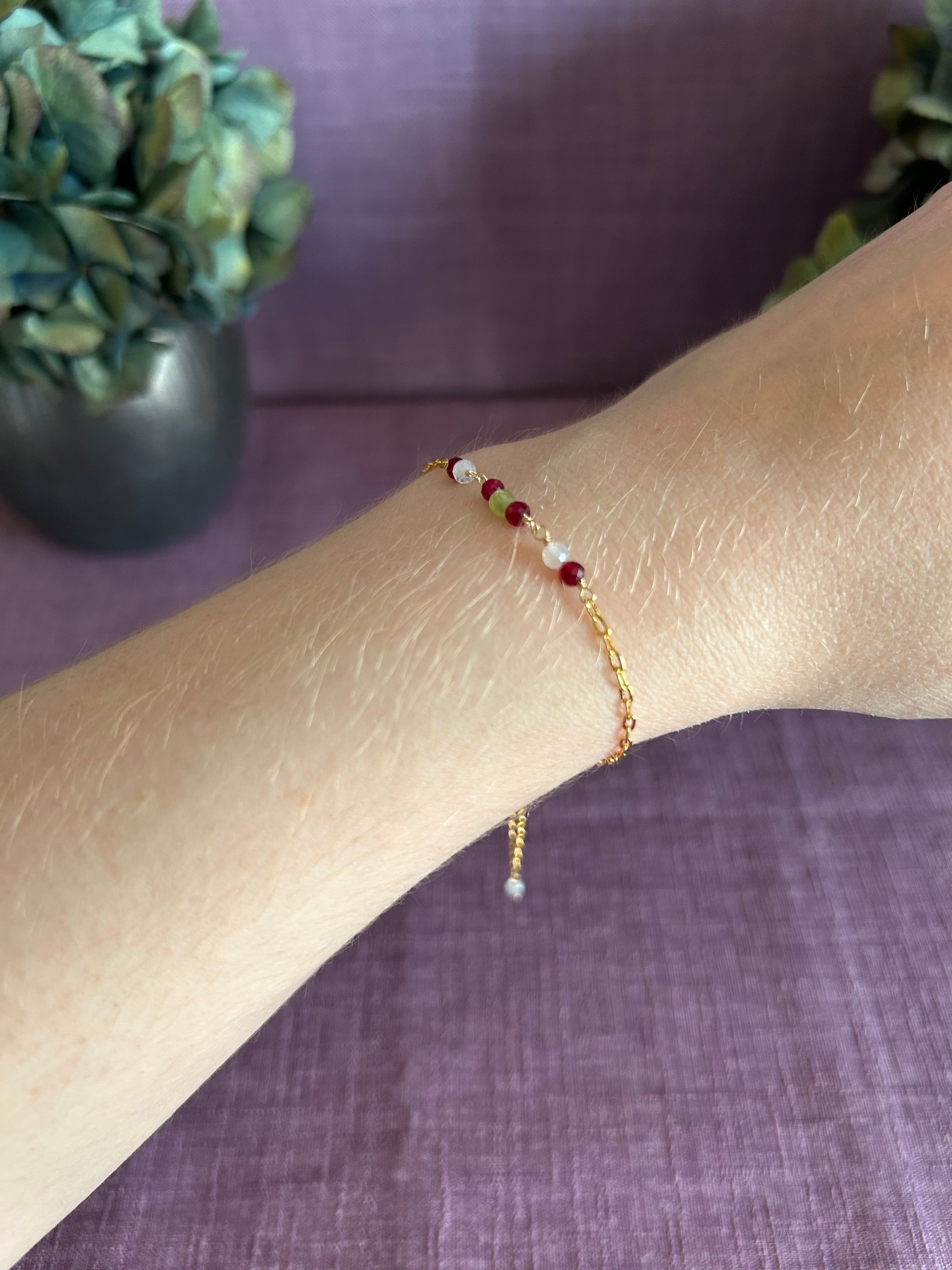 Colorful Gemstone Beaded Bracelet - Red, White & Green