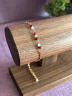 天然石のブレスレット・赤、白、緑