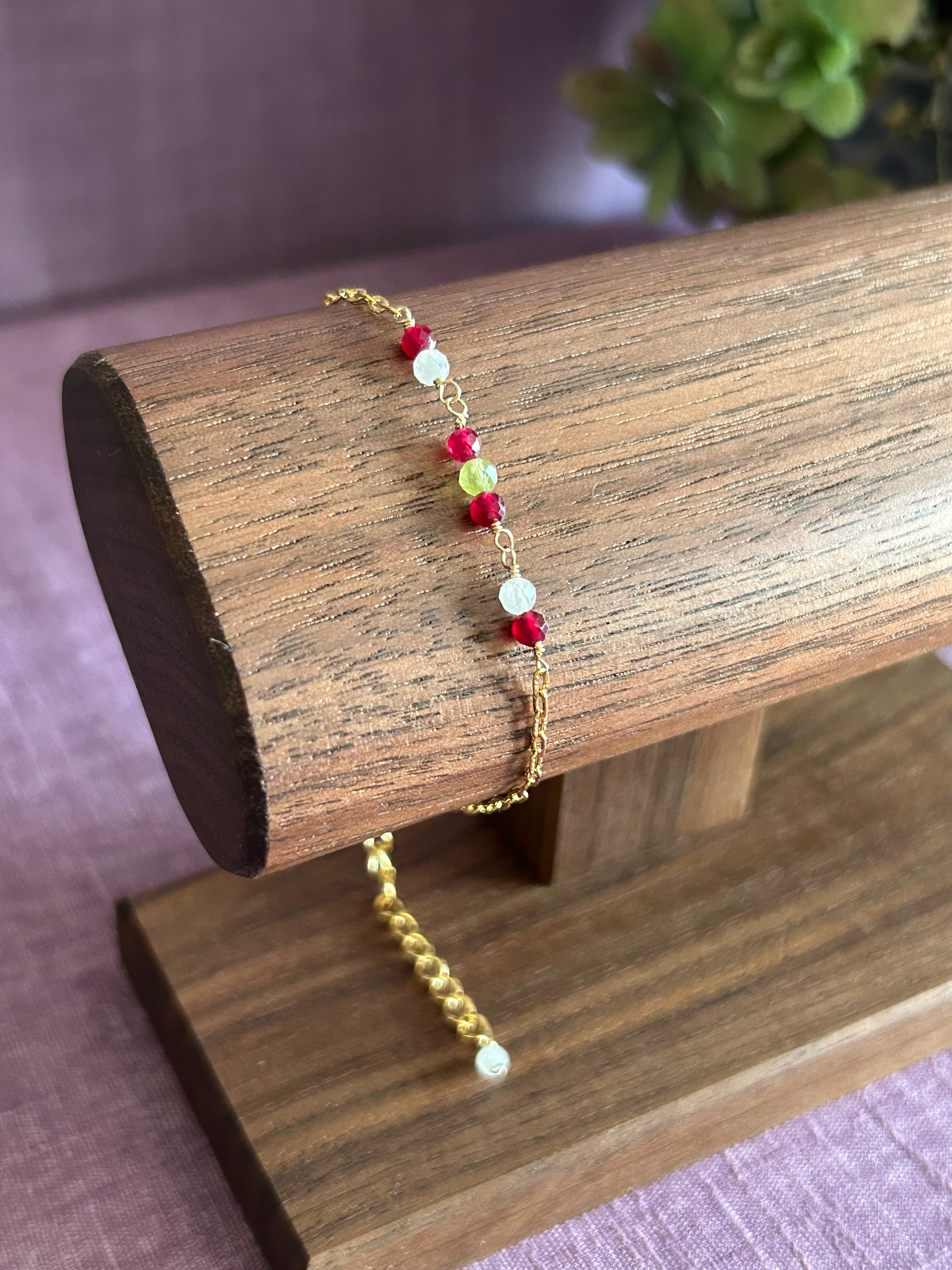 Colorful Gemstone Beaded Bracelet - Red, White & Green