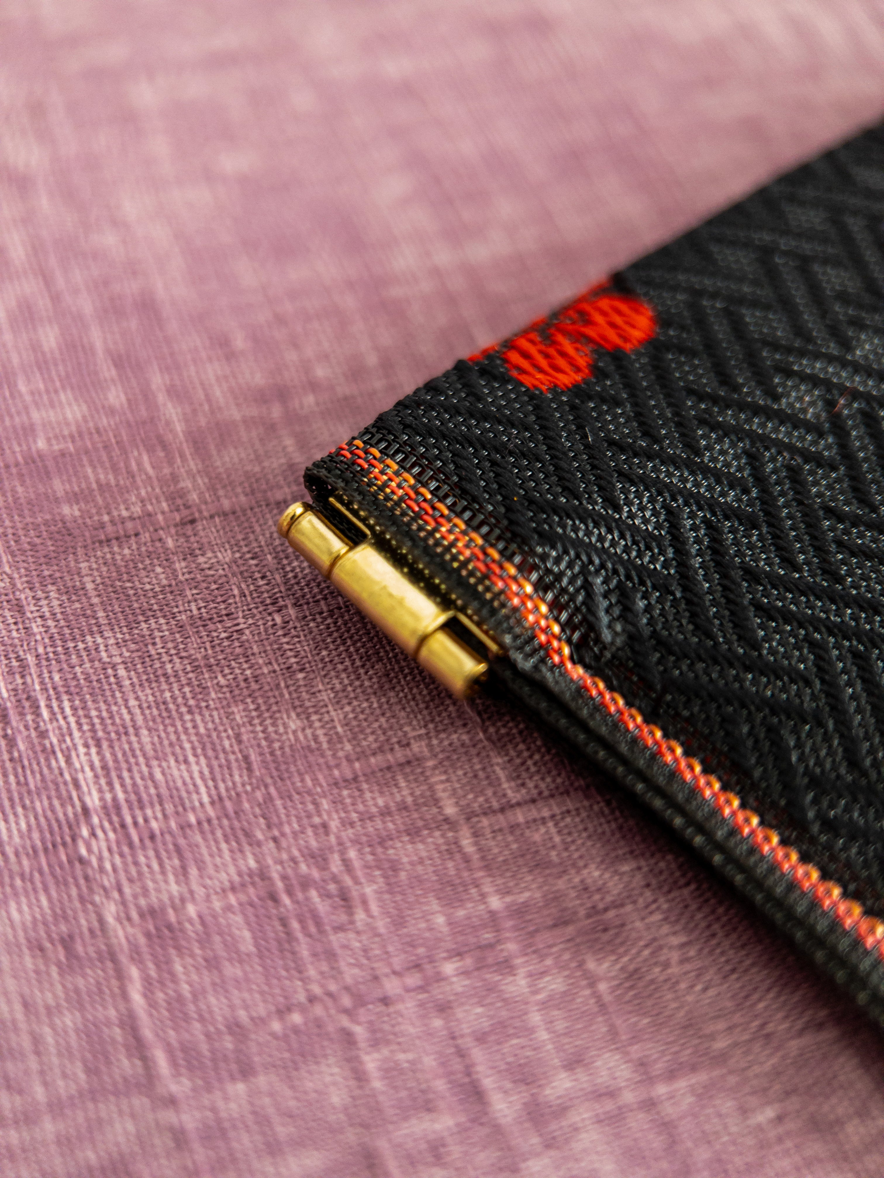 Spring clasp Pouch - Ume