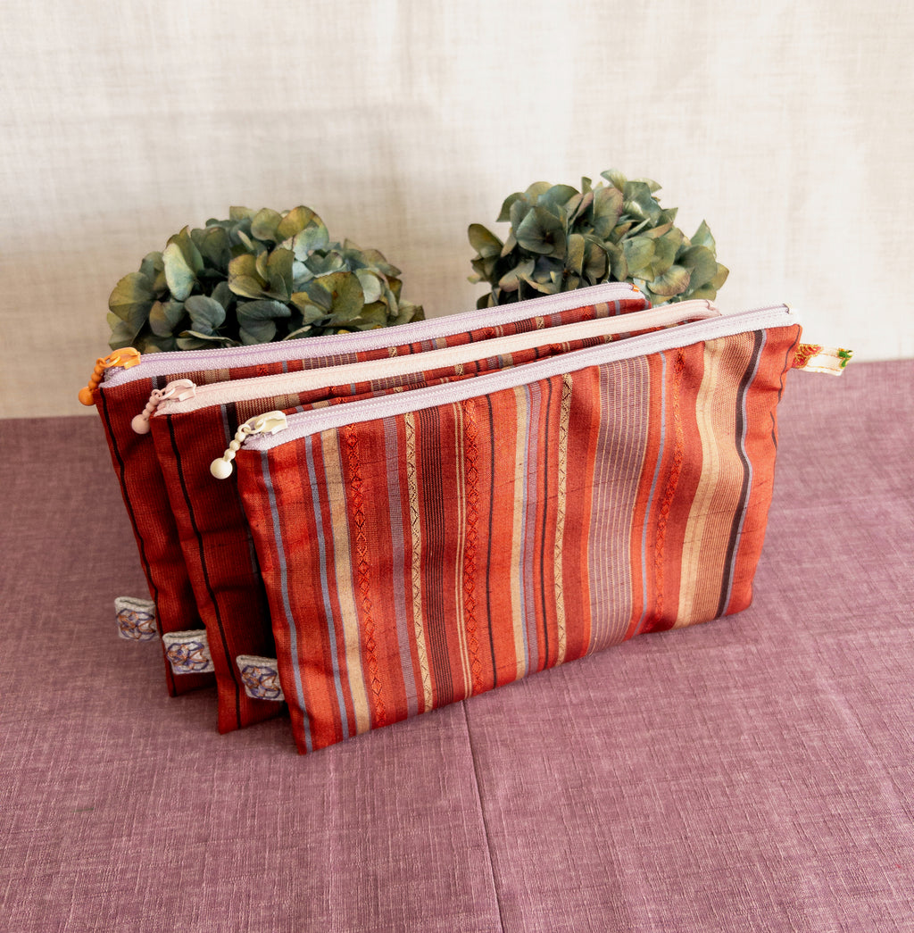 Zipped Pouch - Red & Blue lines (Big)